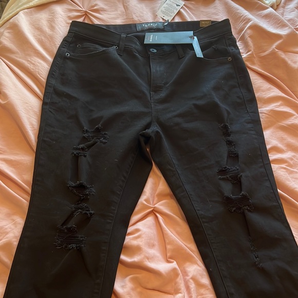 Sky high skinny distressed black jeans - Picture 2 of 6